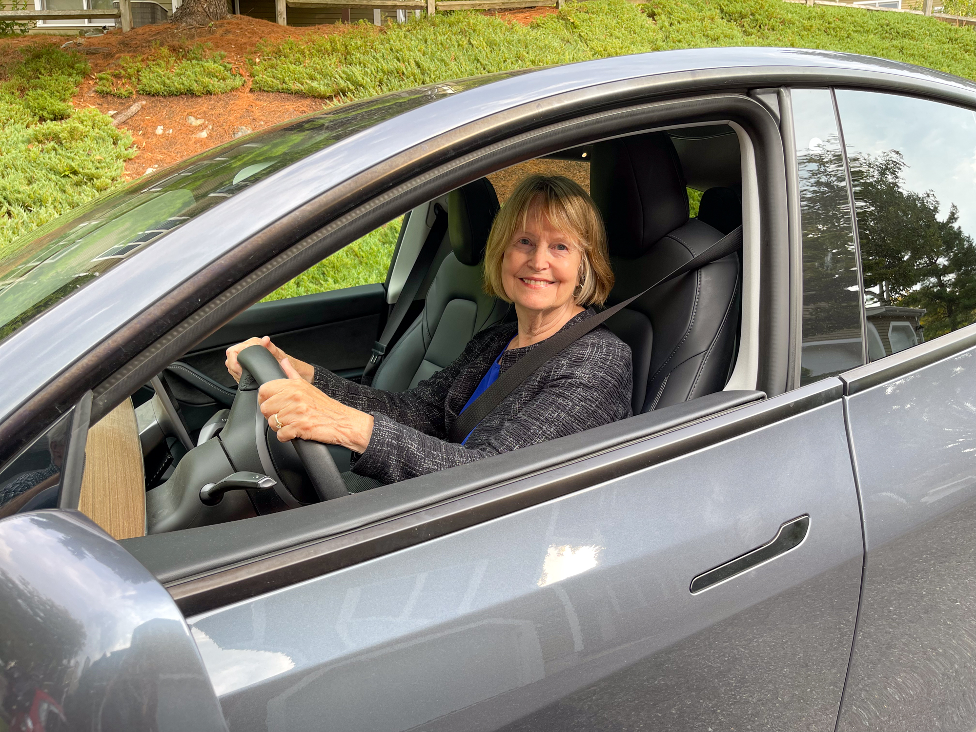 Jackie Fesler in Tesla